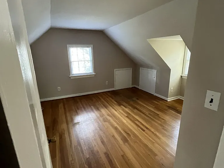 Upstairs Bedroom 3