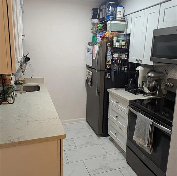 1532 Saint Andrew St #302 — Photo 5