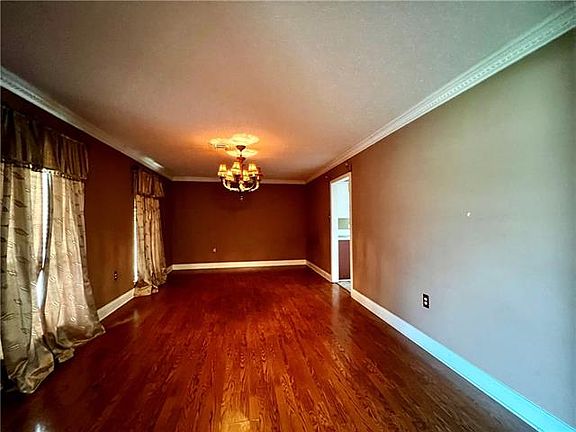 3rd image of 713 Marlene Dr