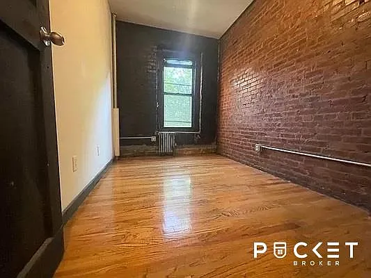 Rented by PocketBroker Inc | media 11