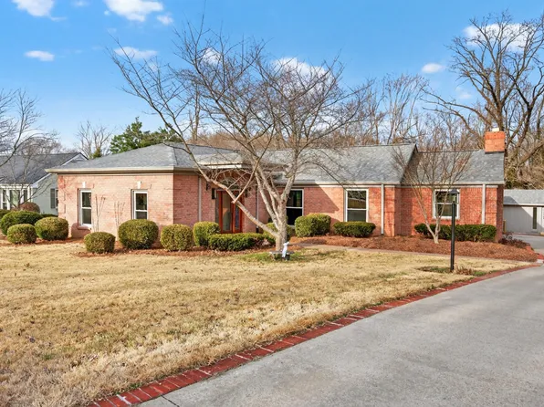 247 Cherokee Trl, Clarksville, TN 37043