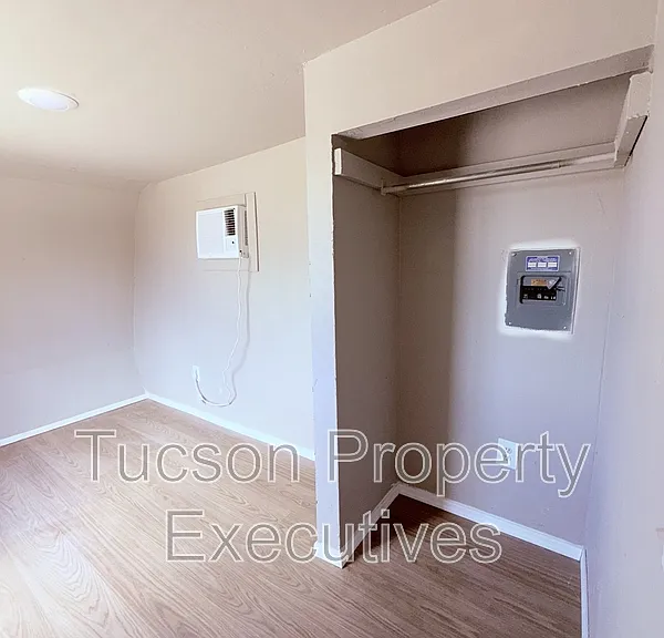 1951 E Benson Hwy #14 — Photo 9