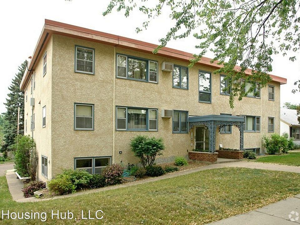 1st image of 996 Van Buren Ave #9