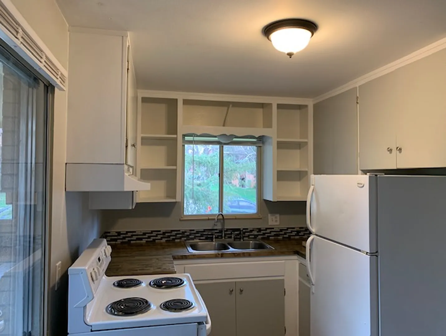 2 Bed 1 Bath in Fort Collins — Photo 2