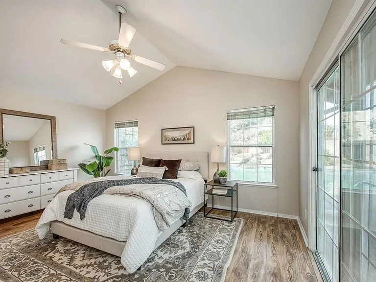 2559 Dennis Ave — Photo 19