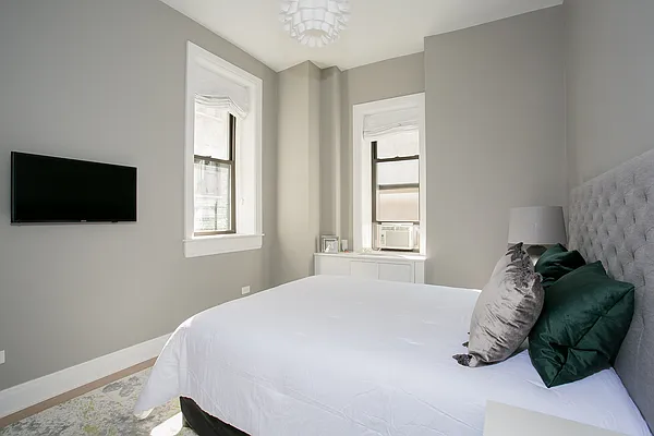 Rented by Oxford Property Group | media 17