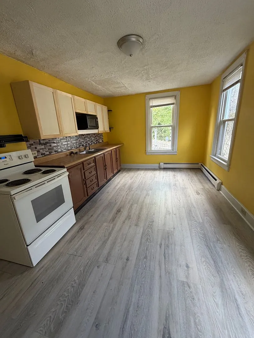 Front St S 16 - Front 49-51 LLC — Photo 3