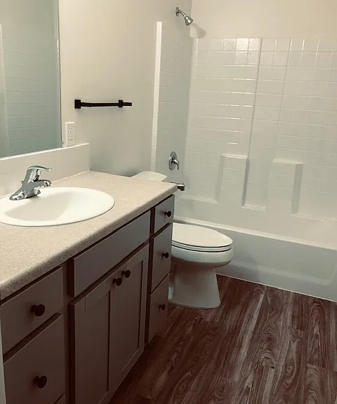 504 E Central Ave #D — Photo 5