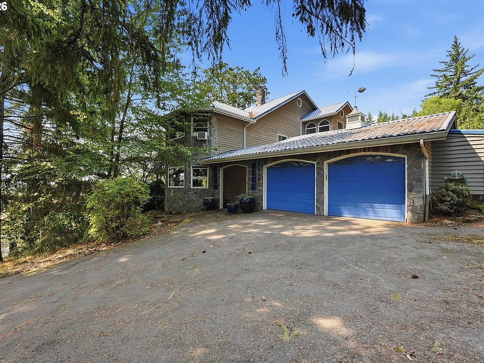 1st image of 3512 NE Aspen Way