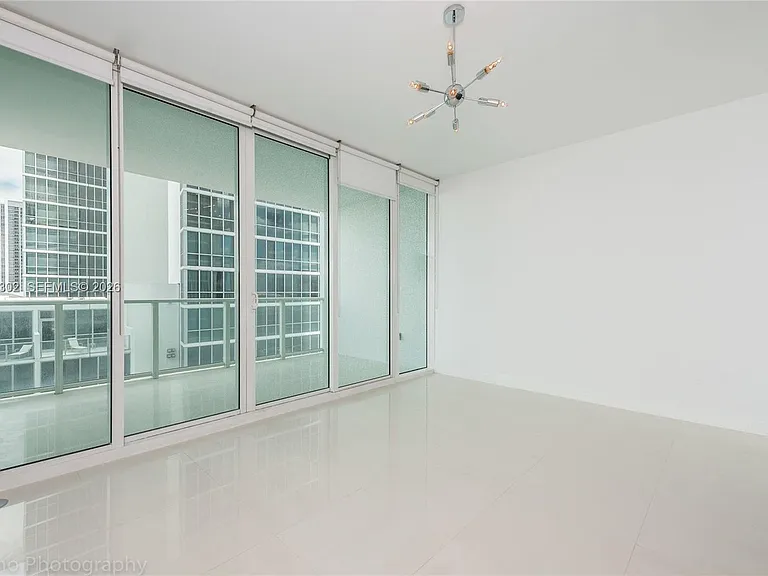 1040 Biscayne Blvd #1205 — Photo 14
