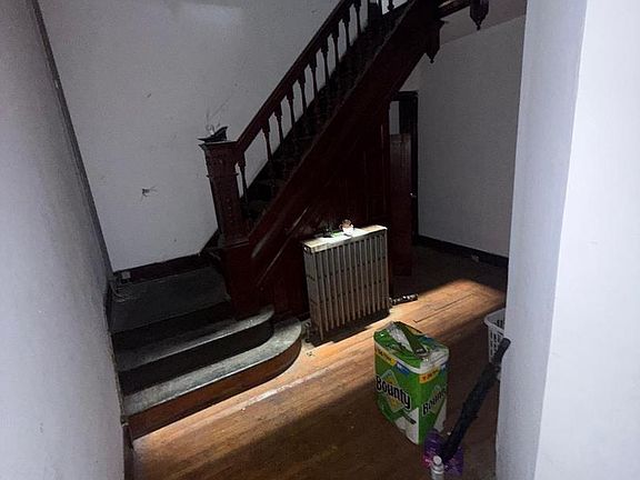 3rd image of 3738 N Carlisle St