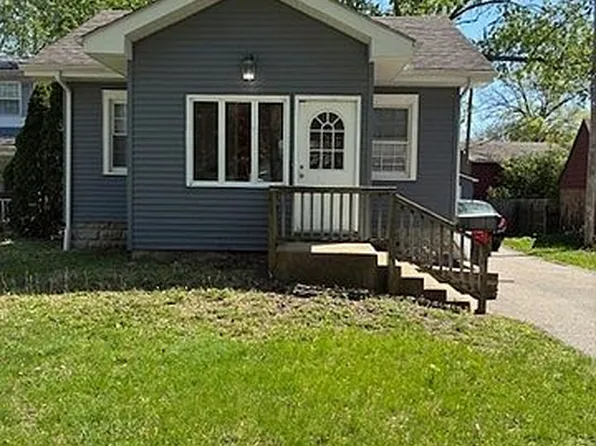 610 N James St, Champaign, IL 61821