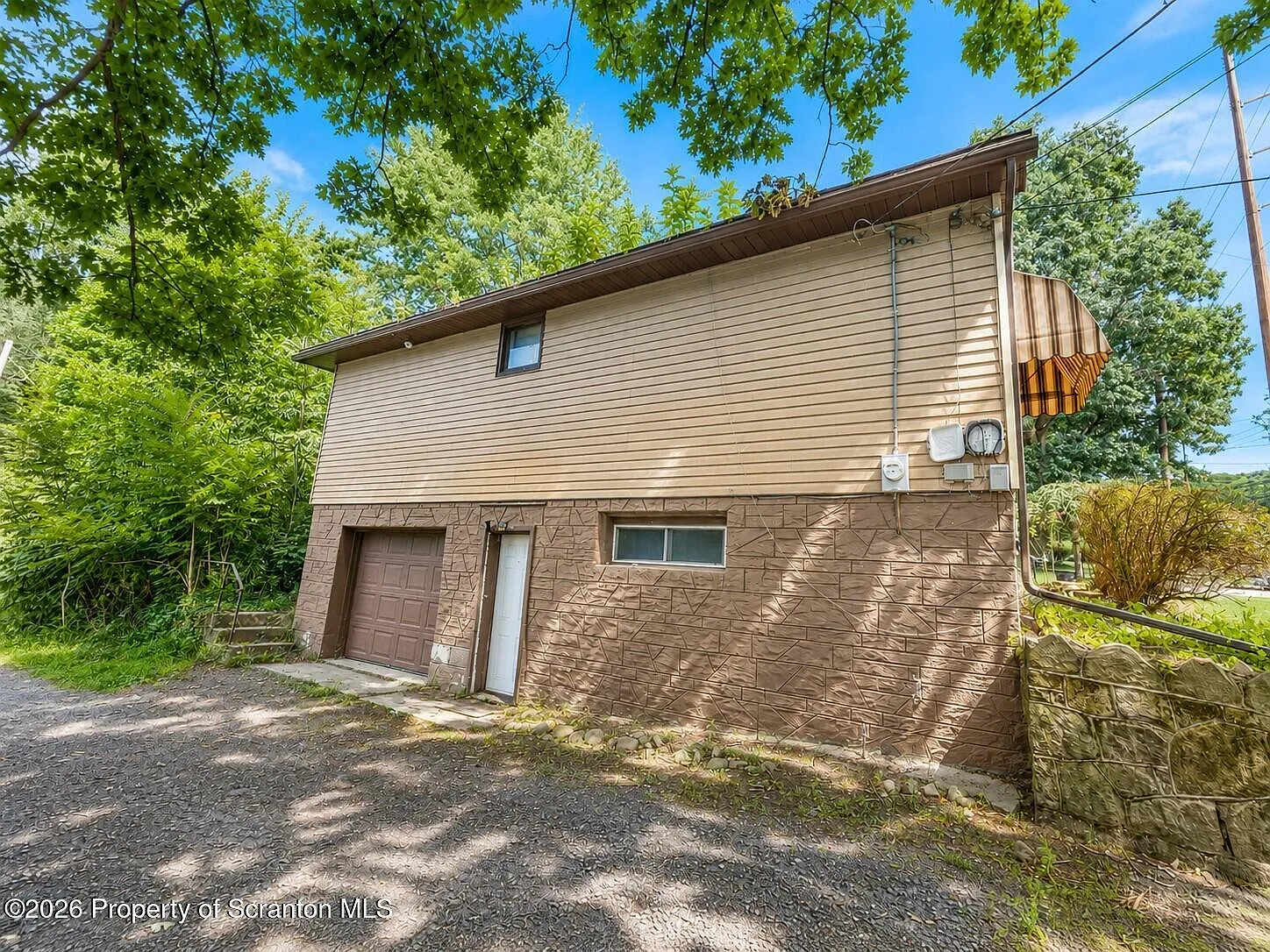 1 bed, 1.0 bath, 800 sqft, $1,150 — Photo 2