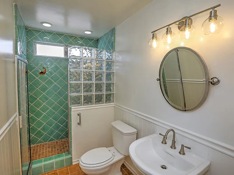 7395 Freeman Pl #B — Photo 10