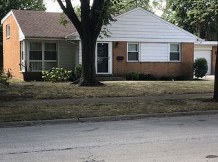 106 S Elm Tree Ln, Elmhurst, IL 60126