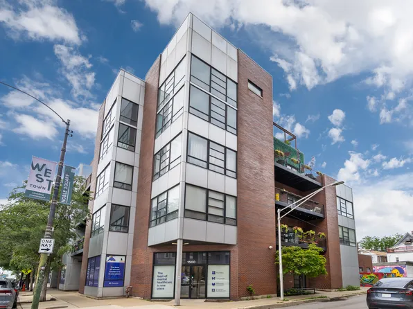 808 N Greenview Ave APT 3B, Chicago, IL 60642