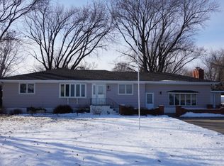 2608 N North Rd, Grand Island, NE 68803