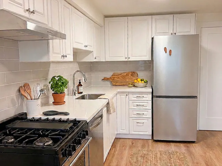 19 Arrowsmith Ave #1B — Photo 9
