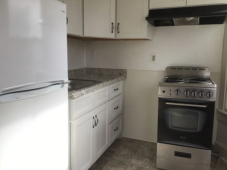 116 Philadelphia Ave — Photo 16