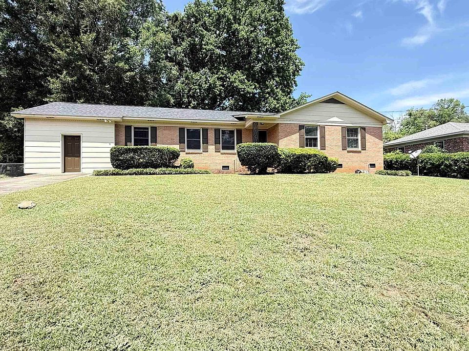 1st image of 311 Spartan Dr