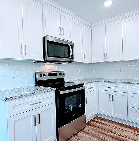 2704 Calloway Rd — Photo 14
