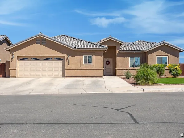 4110 W 27th Pl, Yuma, AZ 85364