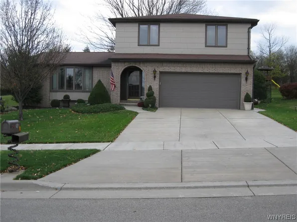 26 Hilltop Ct, Buffalo, NY 14224