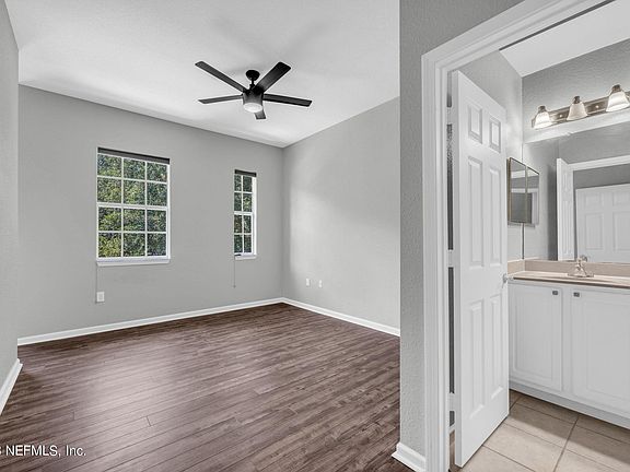4th image of 10075 GATE Parkway N #2206
