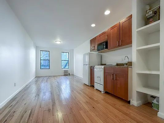 Rented by Brown Harris Stevens | media 1