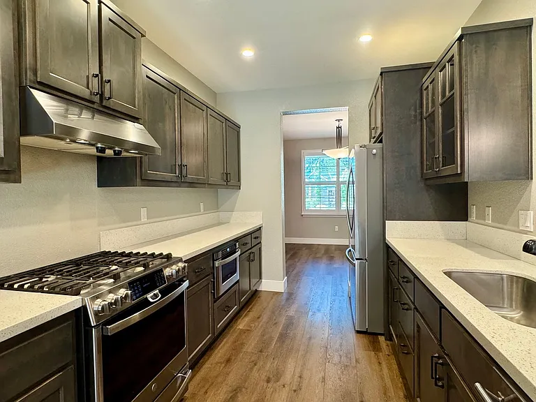 135 Timberwood Dr — Photo 13