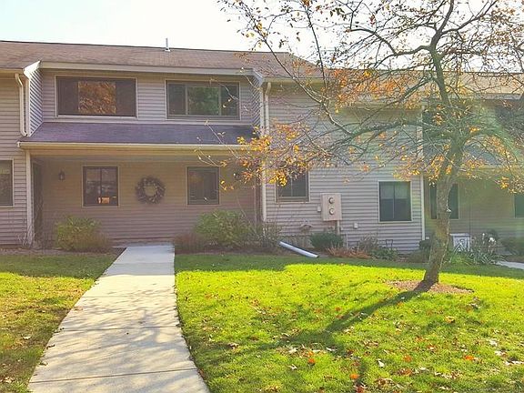 2nd image of 126 Highwood Dr