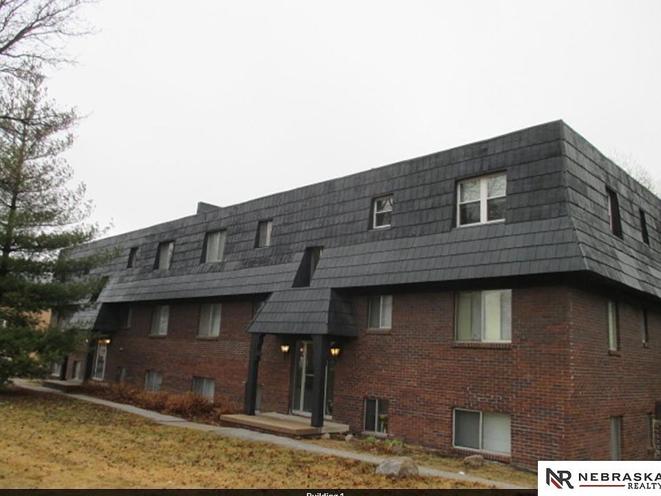 1st image of 4672 Harrison St