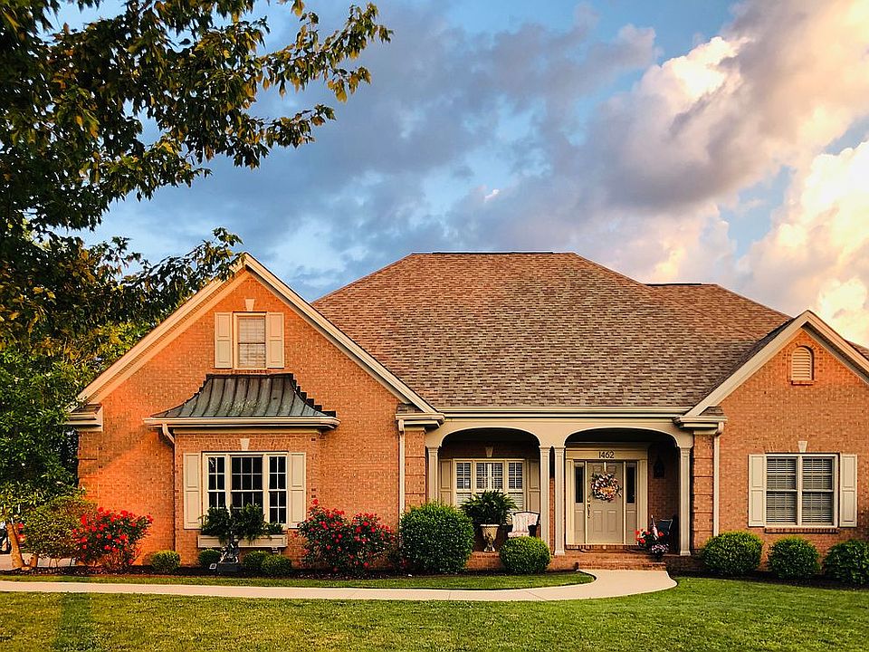 1st image of 1462 Clubhouse Ln