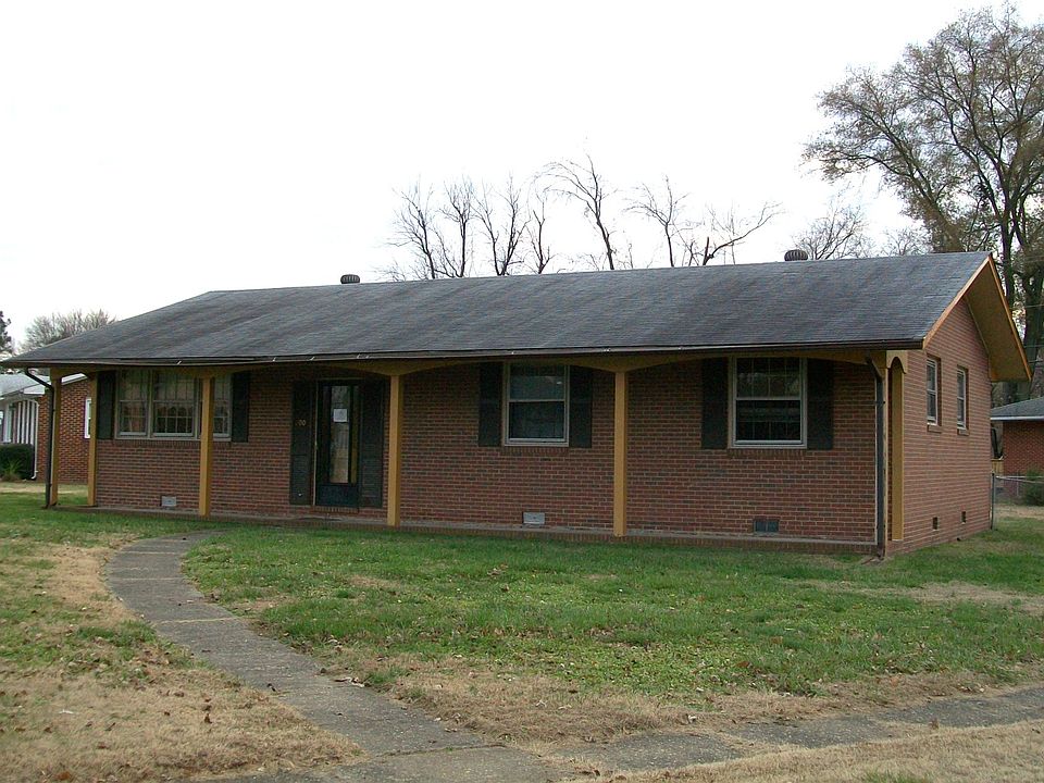 1st image of 200 S Laburnum Ave