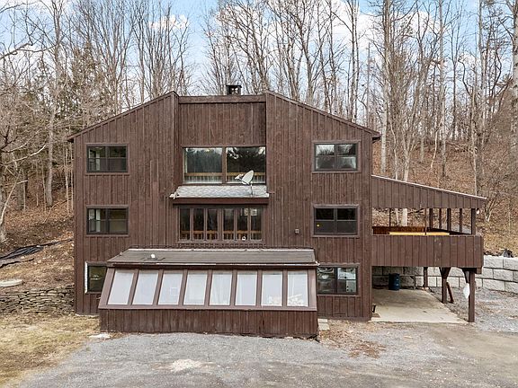 3rd image of 341 Schoonmaker Road