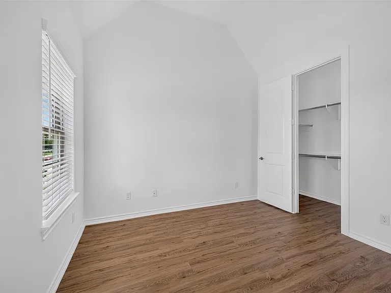 3229 Real St #B — Photo 34