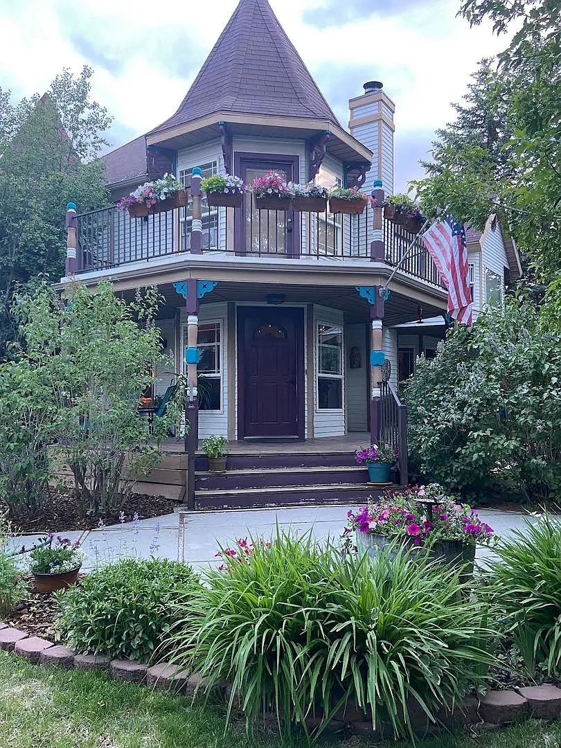 Prospector Victorian Single family home — Photo 4