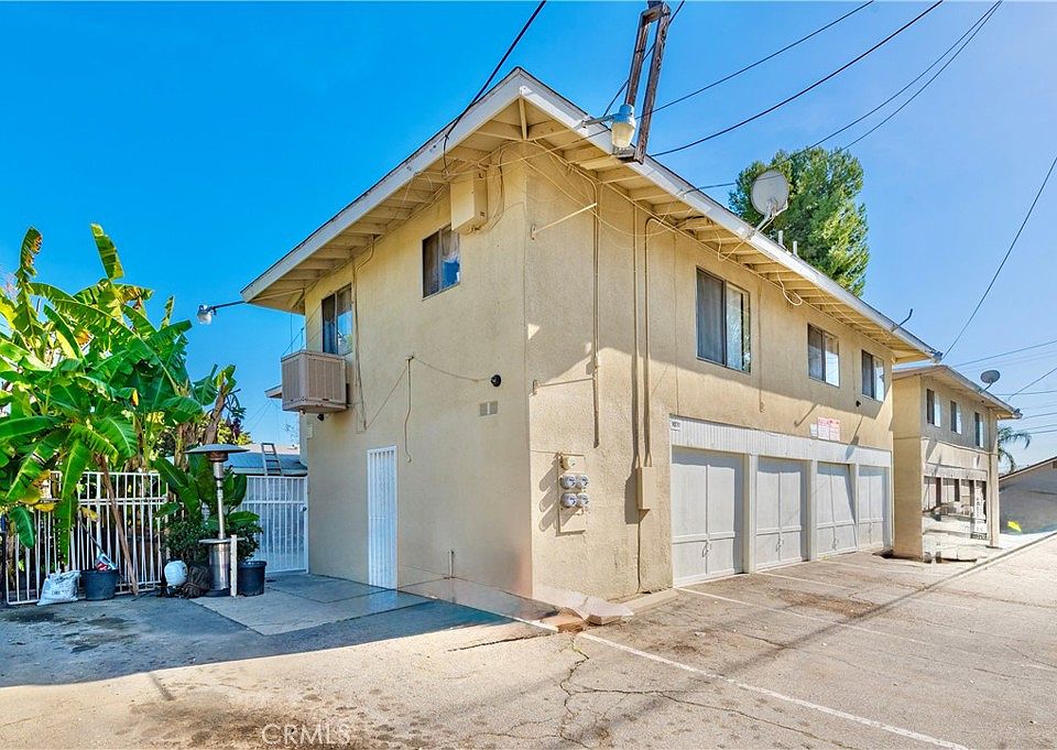 1st image of 1031 Friar Ln