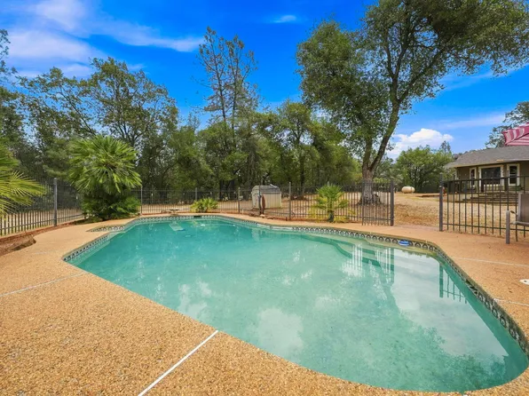 13272 Opal Way, Redding, CA 96003