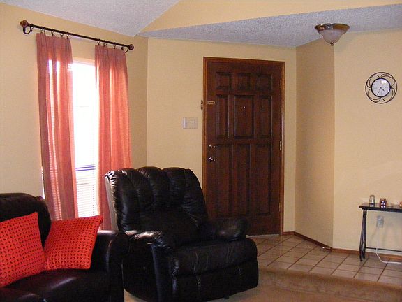 5th image of 1031 Thistle Dr