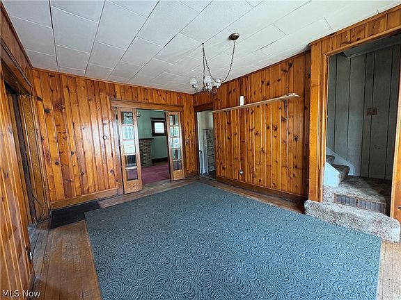 4th image of 438 N Wooster Ave