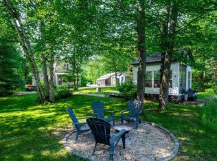 281 A Glory Rd, Hastings Highlands, ON K0L 1C0