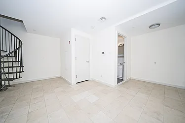 Rented by Level Group