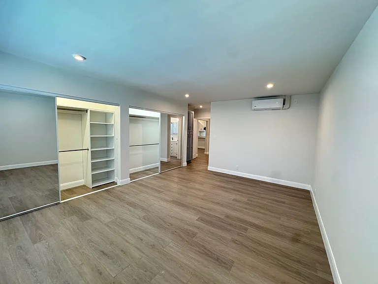 4100 Inglewood Blvd #8 — Photo 19