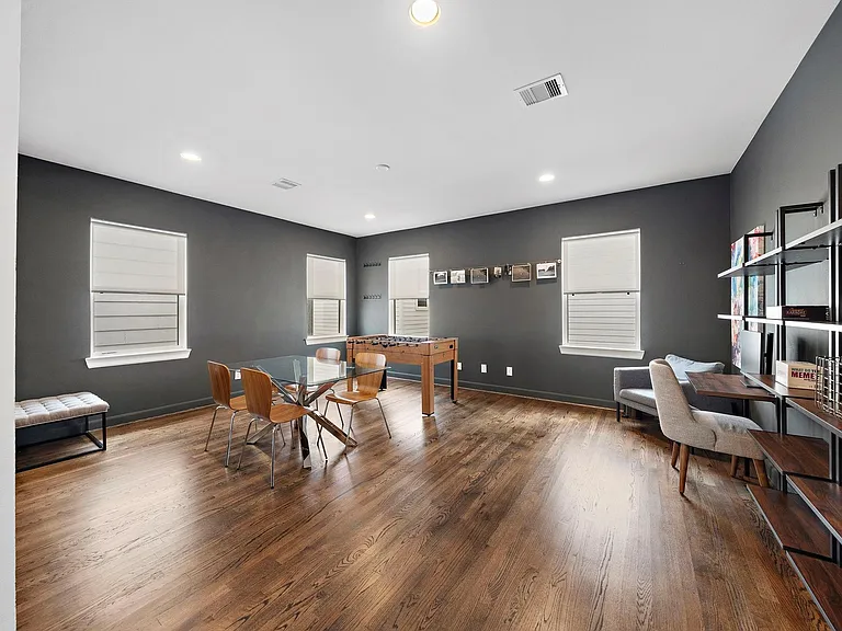 1217 Crockett St — Photo 26
