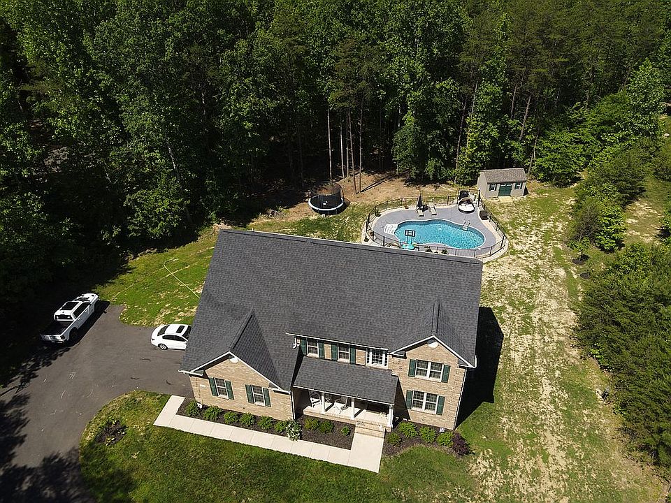 1st image of 7519 Stonegate Manor Dr