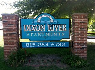 617 Marclare St APT 19, Dixon, IL 61021