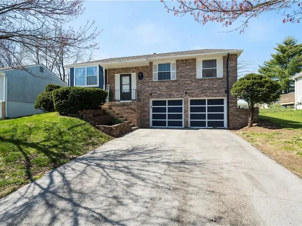 13024 S Sycamore St, Olathe, KS 66062
