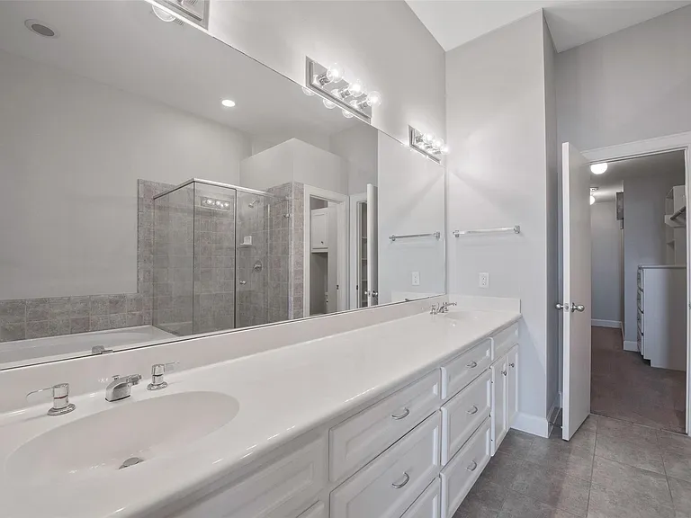 7650 Springhill St #603 — Photo 17