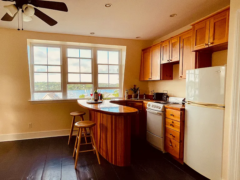 56 Union St #1 — Photo 4